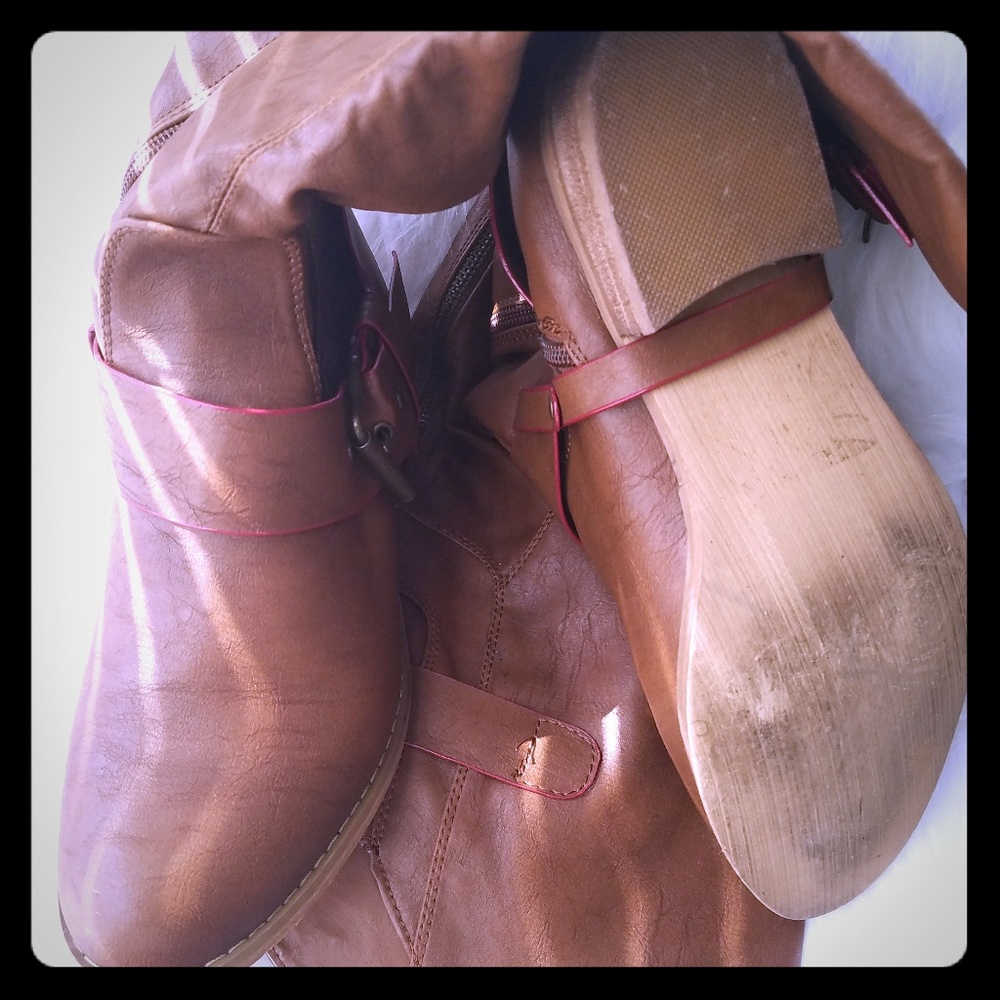 Brown Knee high boots size8